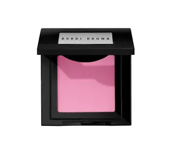Rouge von Bobbi Brown in der Farbe „Pale Pink”