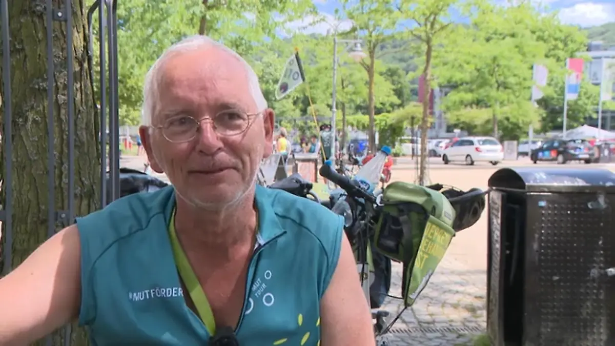 Ralf (67) Teilnehmer und Betroffener: „Bitte sprecht es an" Mit der MUT-TOUR gegen Depressionen