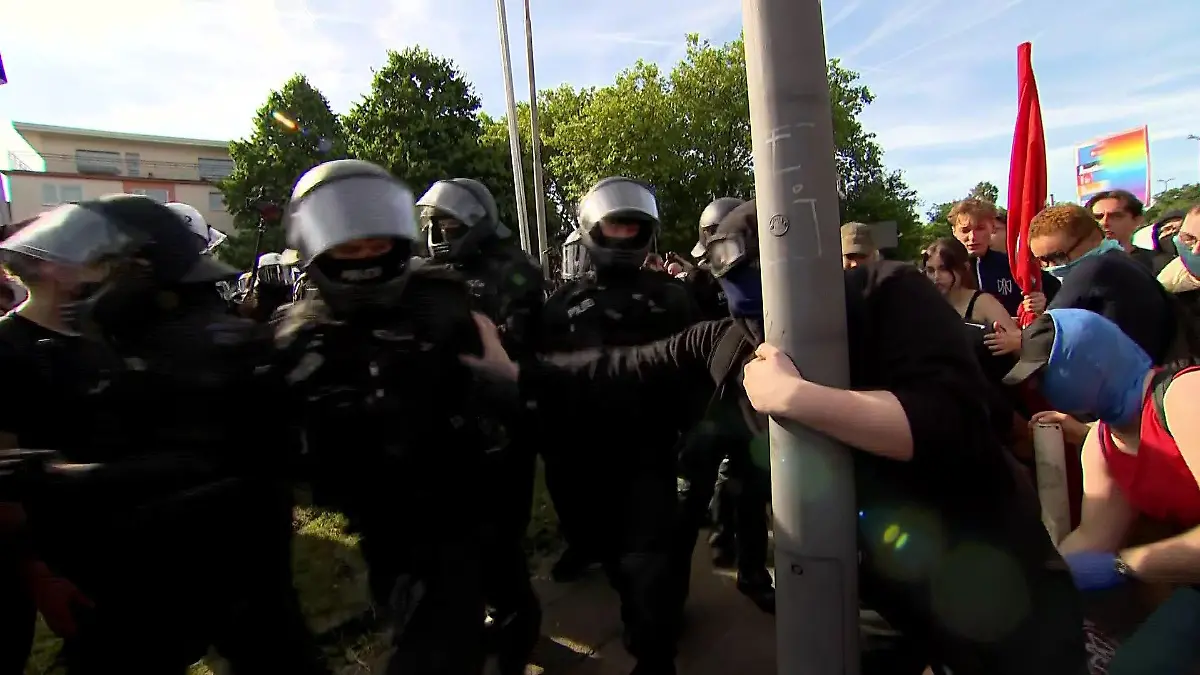 Protest gegen AfD-Bundesparteitag in Essen