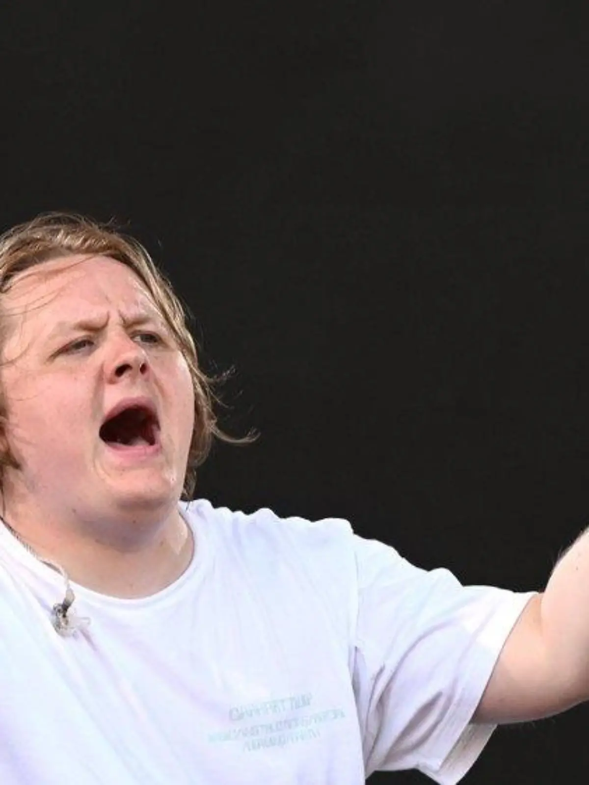 Lewis Capaldi besucht Glastonbury - ein Jahr nach Rückzug