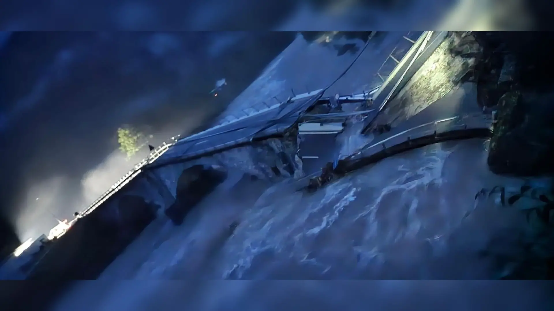 Eine Brücke stürzte in Visletto bei den Wassermassen ein.