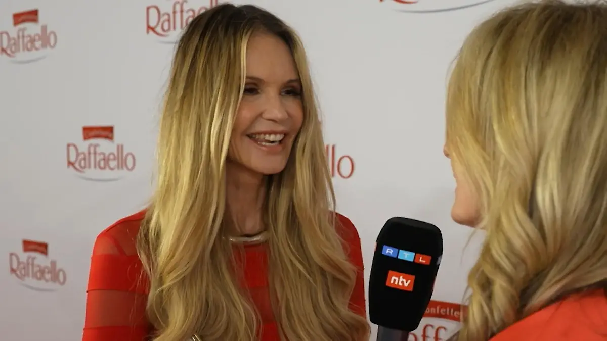 Elle MacPherson: „Ich spüre keinen Druck” Frauke Ludowig trifft „The Body”