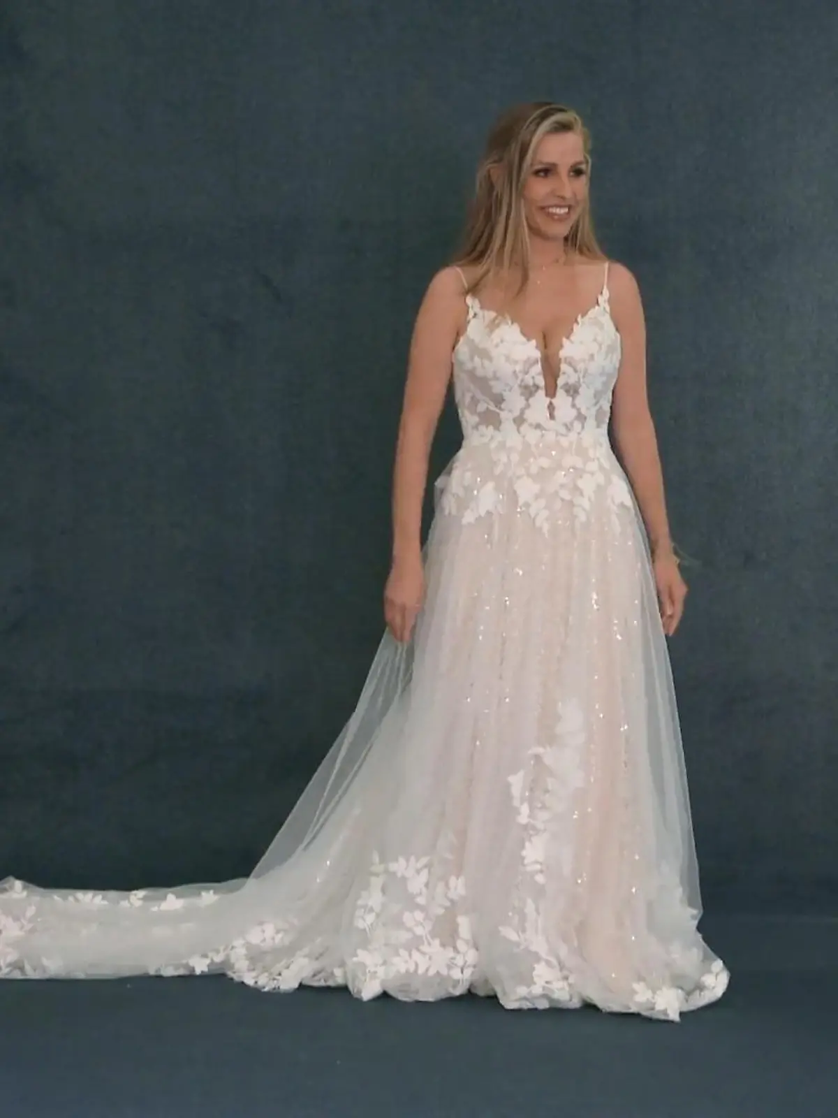 Bild zu: "Ist das Isabelles Kleid?"