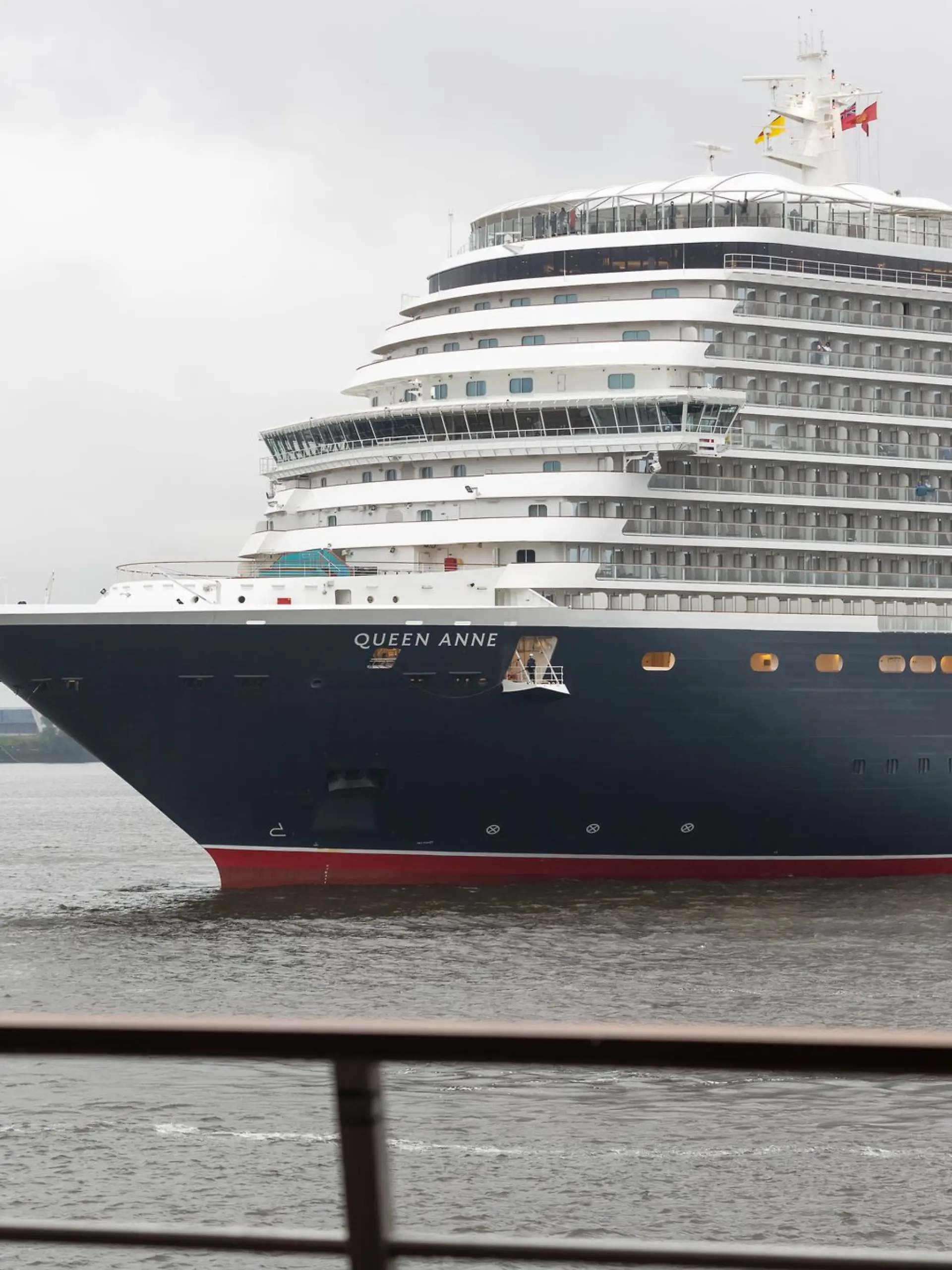 Bild zu: "Kreuzfahrtschiff-Kapitän warnt vor Piraten "