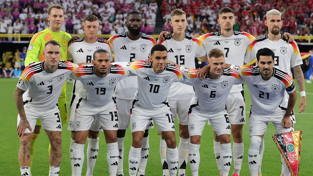 Die deutsche Nationalmannschaft vor dem EM-Spiel gegen die Schweiz am Samstag in Frankfurt.