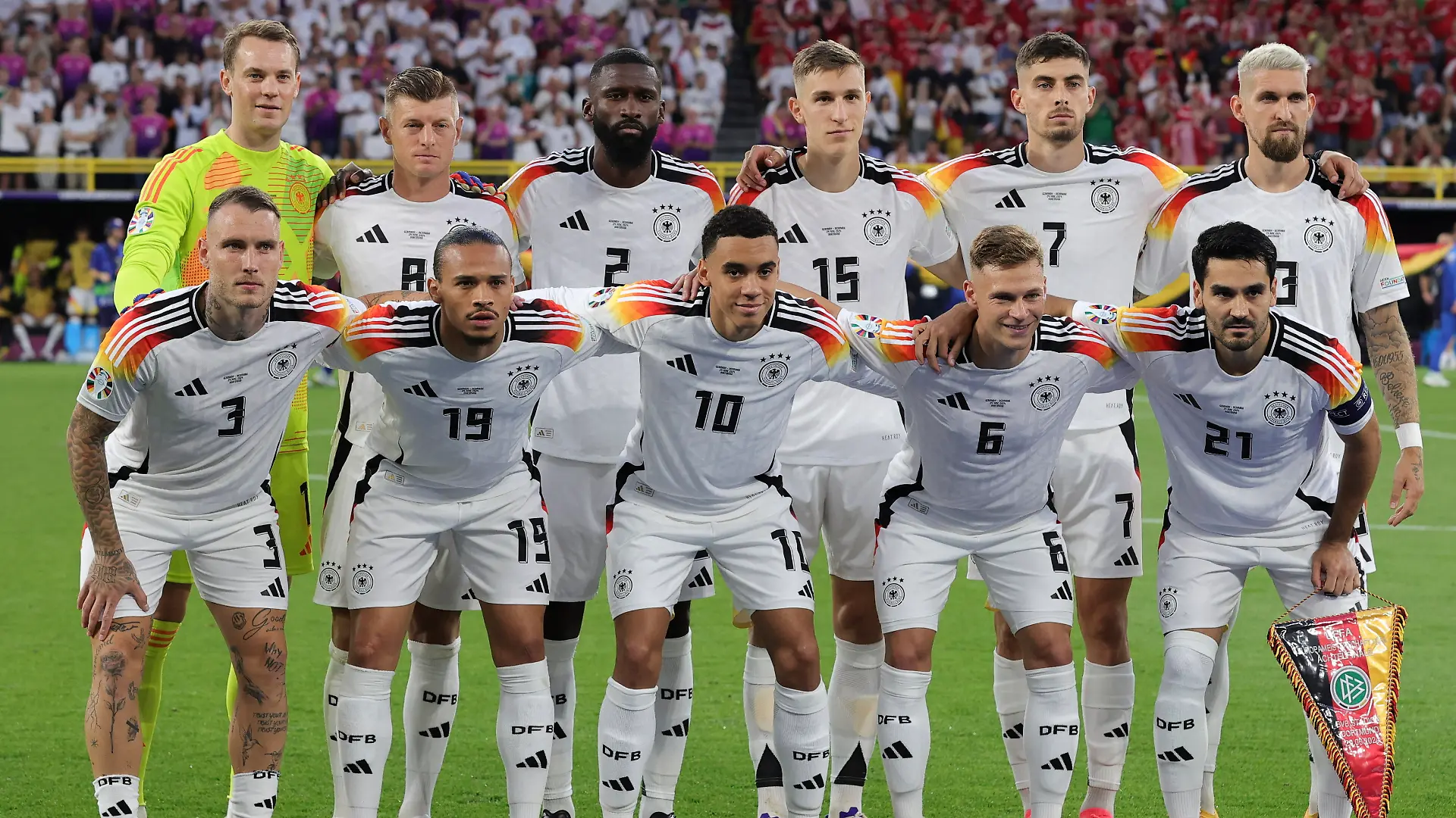Die deutsche Nationalmannschaft vor dem EM-Spiel gegen die Schweiz am Samstag in Frankfurt.