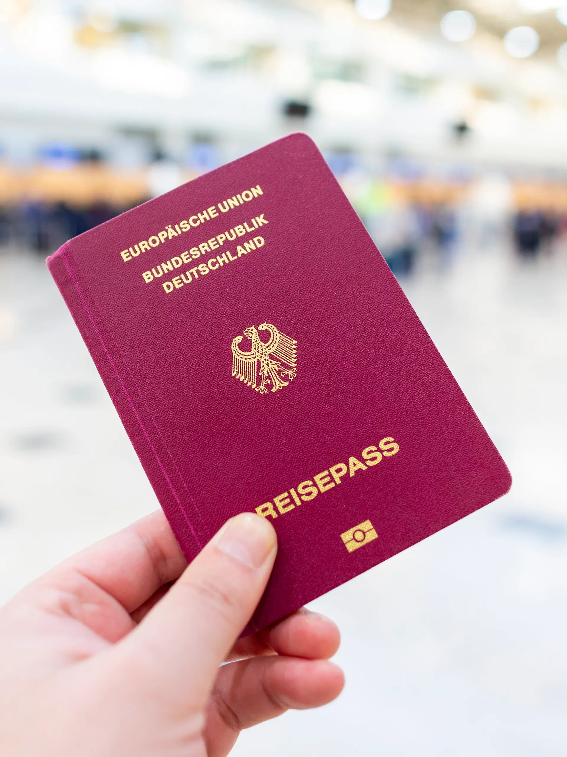 reisepass deutsch Bildverwendung nur mit Urhebervermerk: Jörg Hüttenhölscher/Shotshop/picture alliance. Keine Exlusivverkäufe möglich.