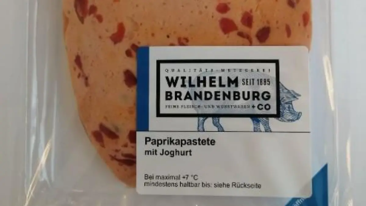 Die Wurst „Wilhelm Brandenburg, Paprikapastete mit Joghurt, 100g“ wird wegen Metallteilchen zurückgerufen.