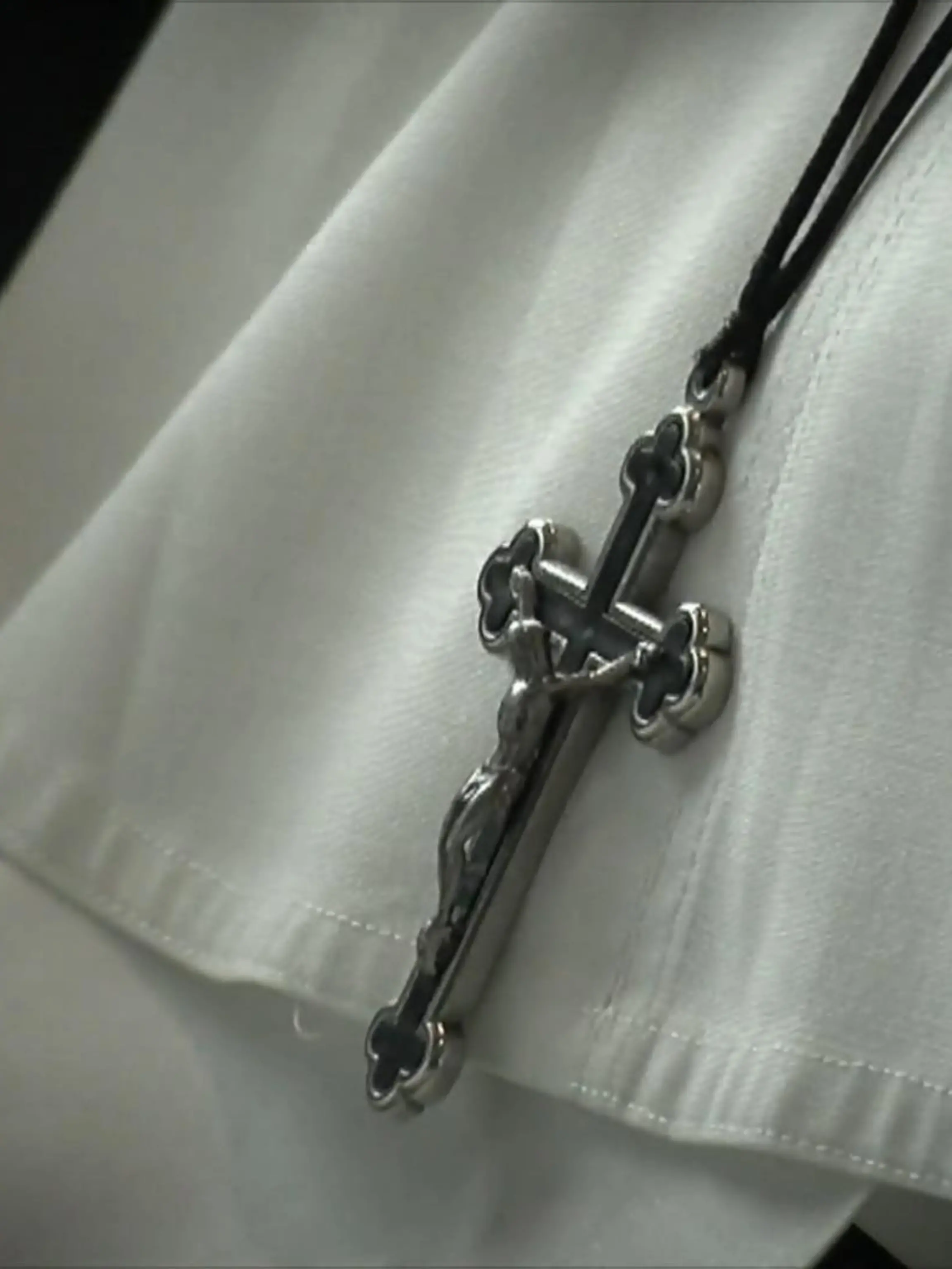 Bild zu: "Klage gegen Kirche"