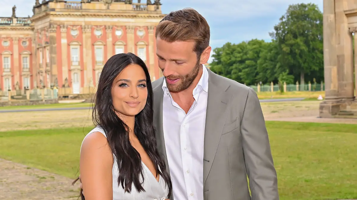 Amira Pocher und Christian Düren bei der Berliner Fashion Week im Juli 2024.
