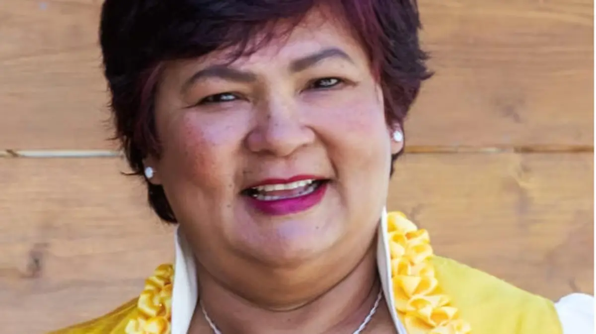 Michelle Hunziker, Narumol, Nena