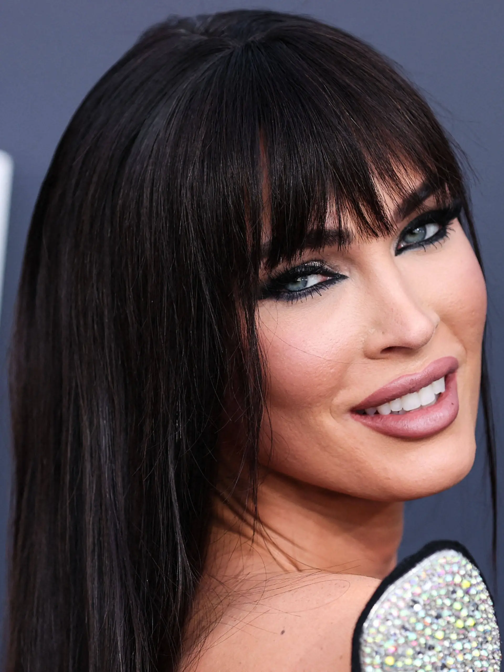 Bild zu: "Megan Fox ist zum vierten Mal Mutter geworden"