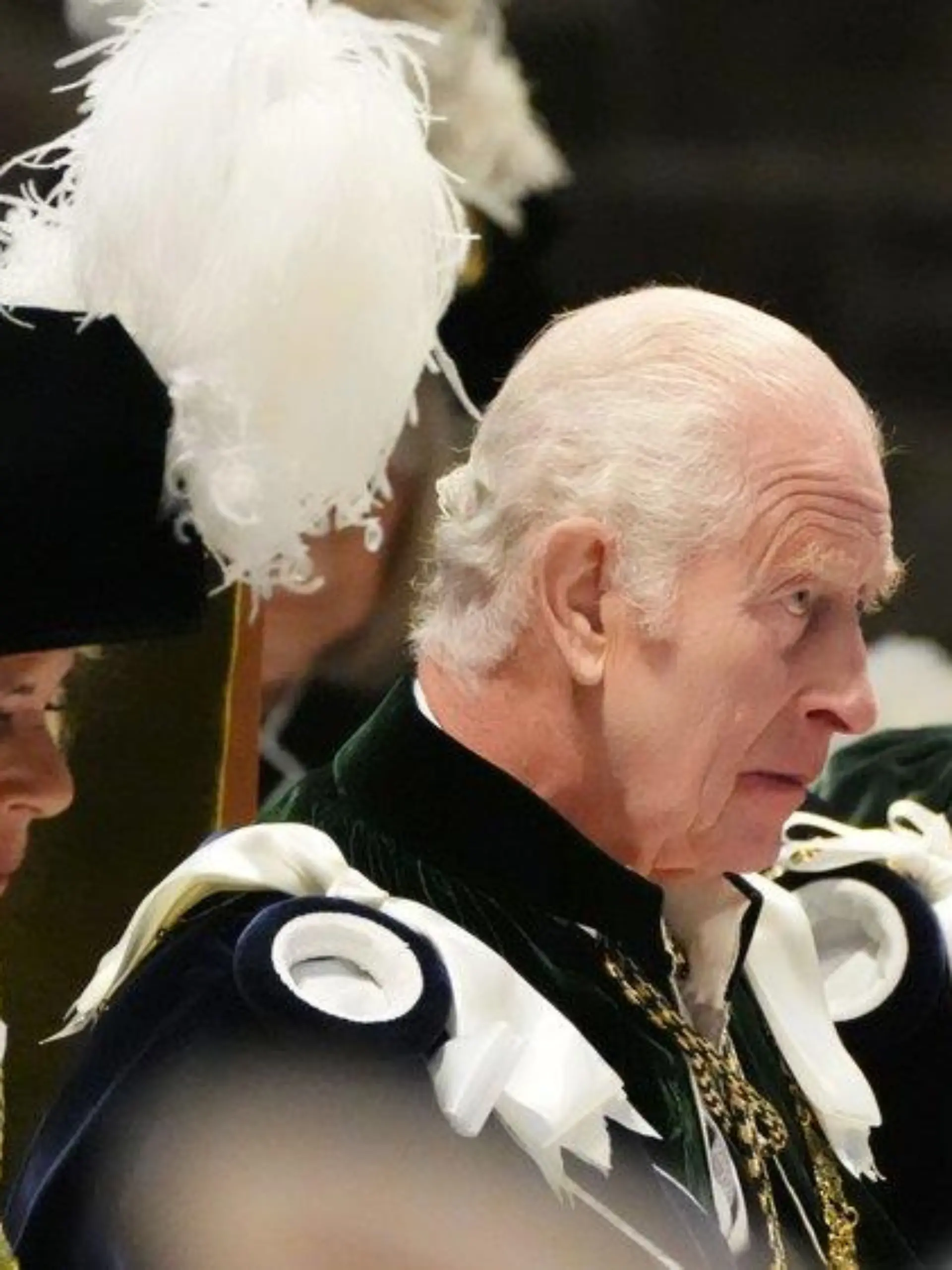 König Charles nimmt Königin Camilla in bedeutenden Ritterorden auf