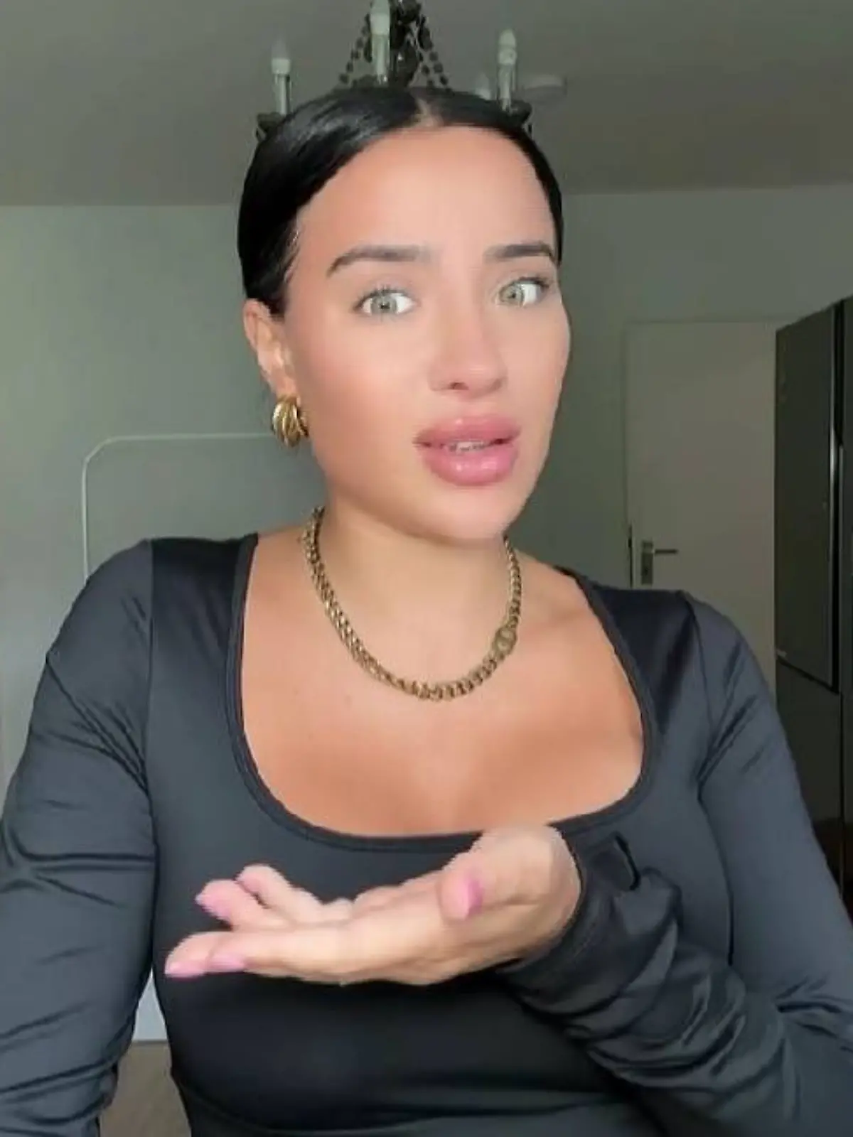 Leyla Lahouar will mit Mike Heiter zusammenziehen - aber in Frankfurt