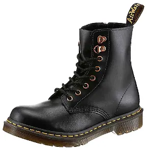 Schnürboots von Dr. Martens
