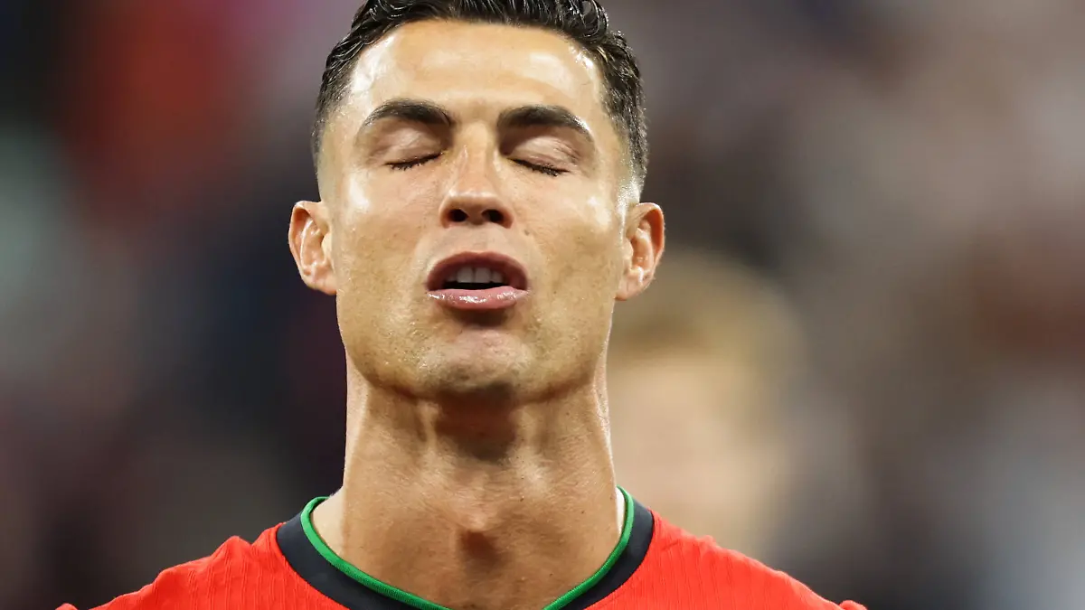 Portugal v Slovenia: Round of 16 - UEFA EURO, EM, Europameisterschaft,Fussball 2024 Cristiano Ronaldo of Portugal is preparing for the UEFA Euro 2024 round of 16 football match between Portugal and Slovenia at the Frankfurt Arena in Frankfurt am Main Frankfurt am Main Germany