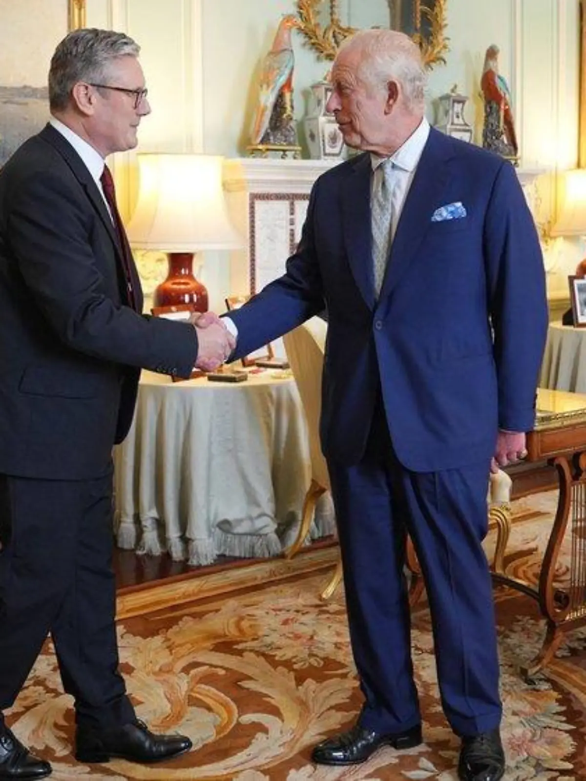 König Charles ernennt neuen Regierungschef Keir Starmer