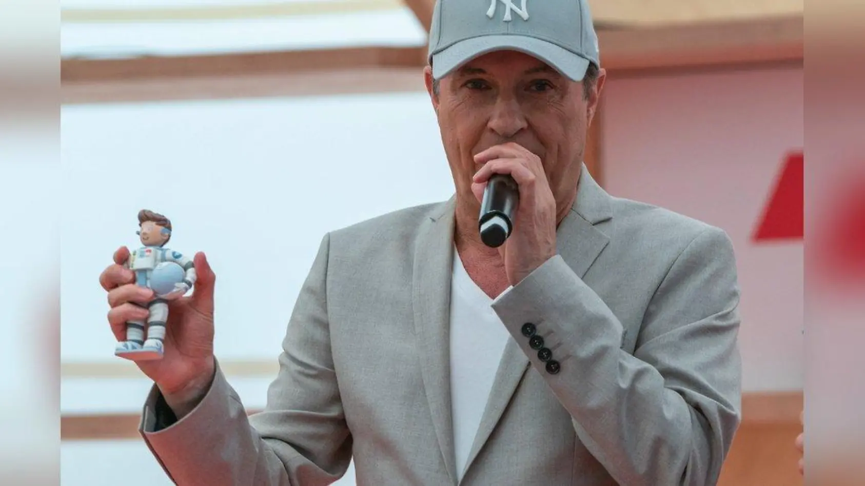 Peter Schilling: "Major Tom" kehrt nach 42 Jahren in To...