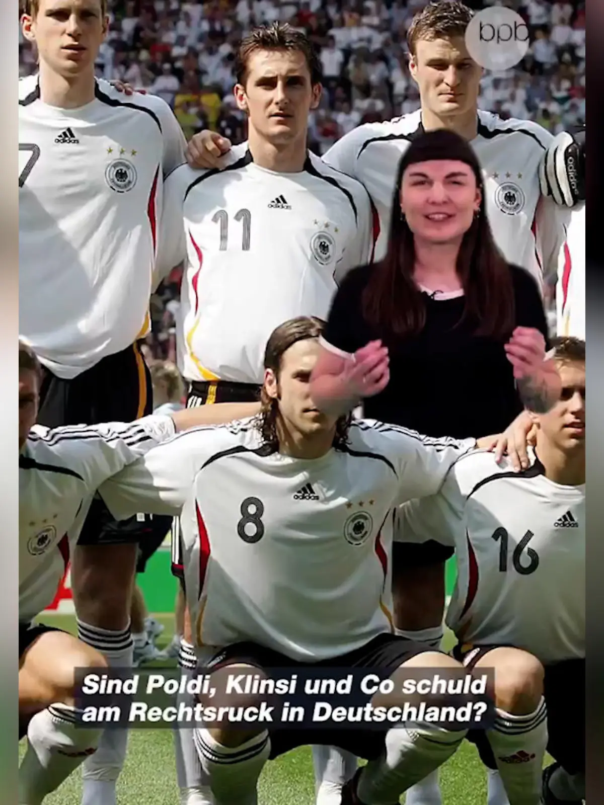 Bild zu: "Heim-WM Schuld am Rechtsruck?"