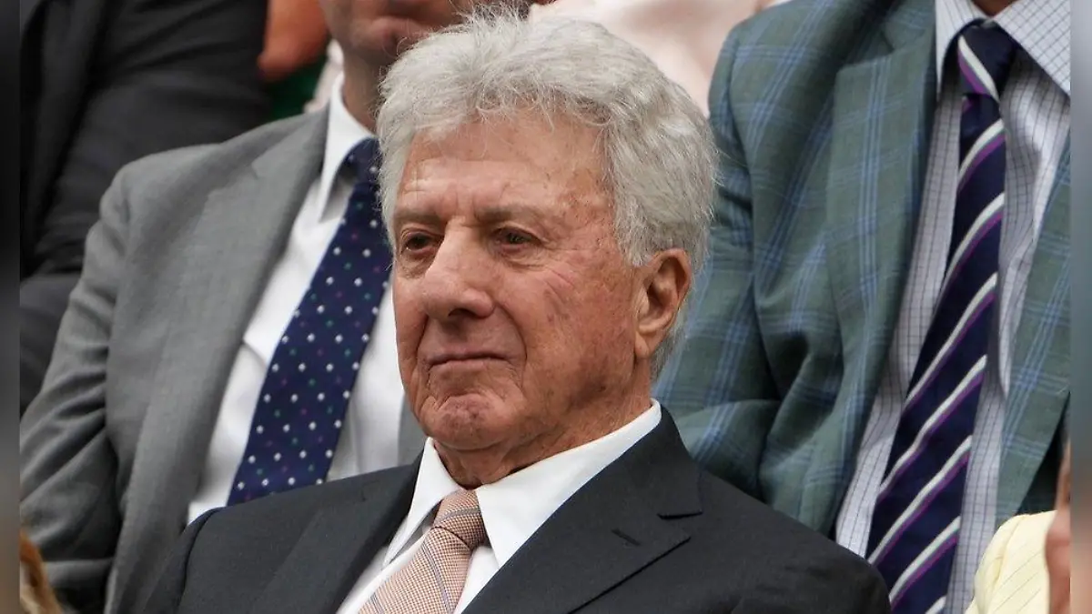 Dustin Hoffman beehrt Tennisturnier in Wimbledon
