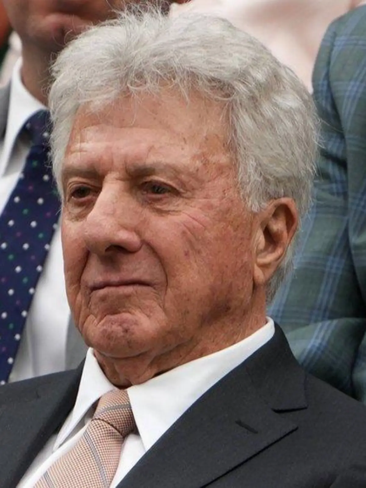 Dustin Hoffman beehrt Tennisturnier in Wimbledon