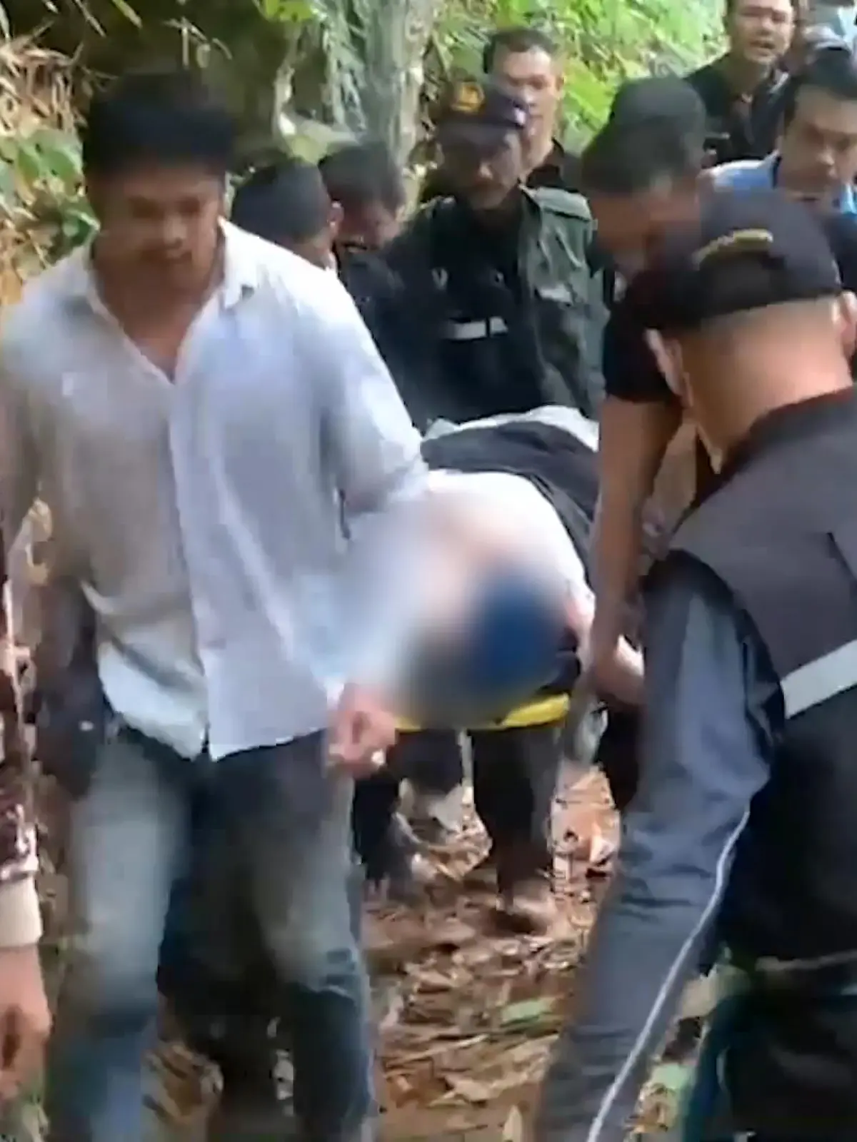 Dass die deutsche Urlauberin Barbara noch am Leben ist, grenzt an ein Wunder. Die 76-Jährige war im Thailand-Urlaub und hatte ihr Hotelzimmer eines Morgens für einen Spaziergang verlassen. Die Polizei konnte sie nicht finden.