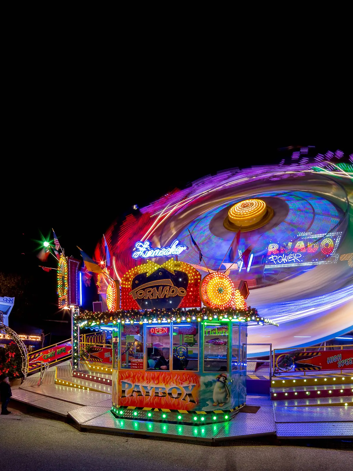 Bild zu: "Kein Feuerwerk auf der Kirmes! Gemeinde setzt stattdessen auf eine Aktion für Familien "