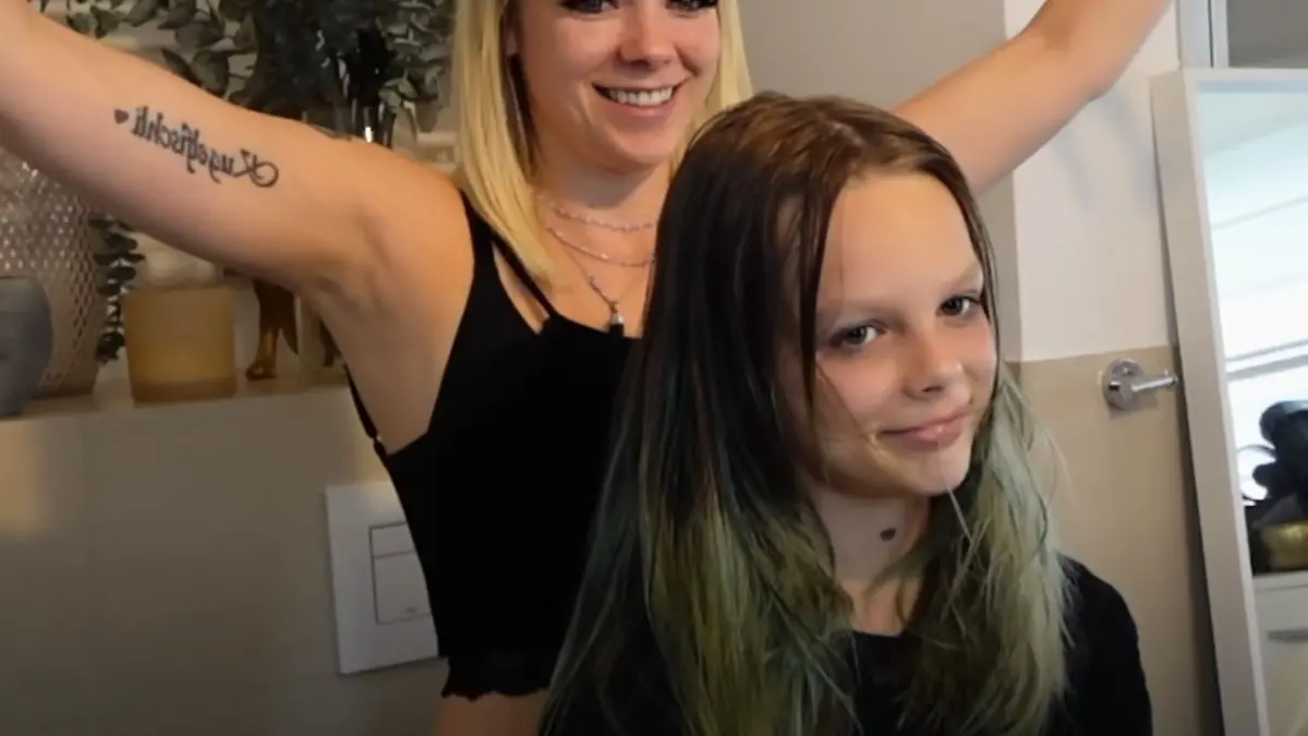 Miley Wünsche präsentiert neue Haarfarbe - grün!