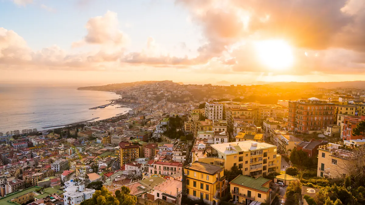 Ihr habt Lust auf „richtig” Italien? Dann ist Neapel das perfekt Reiseziel für euch.