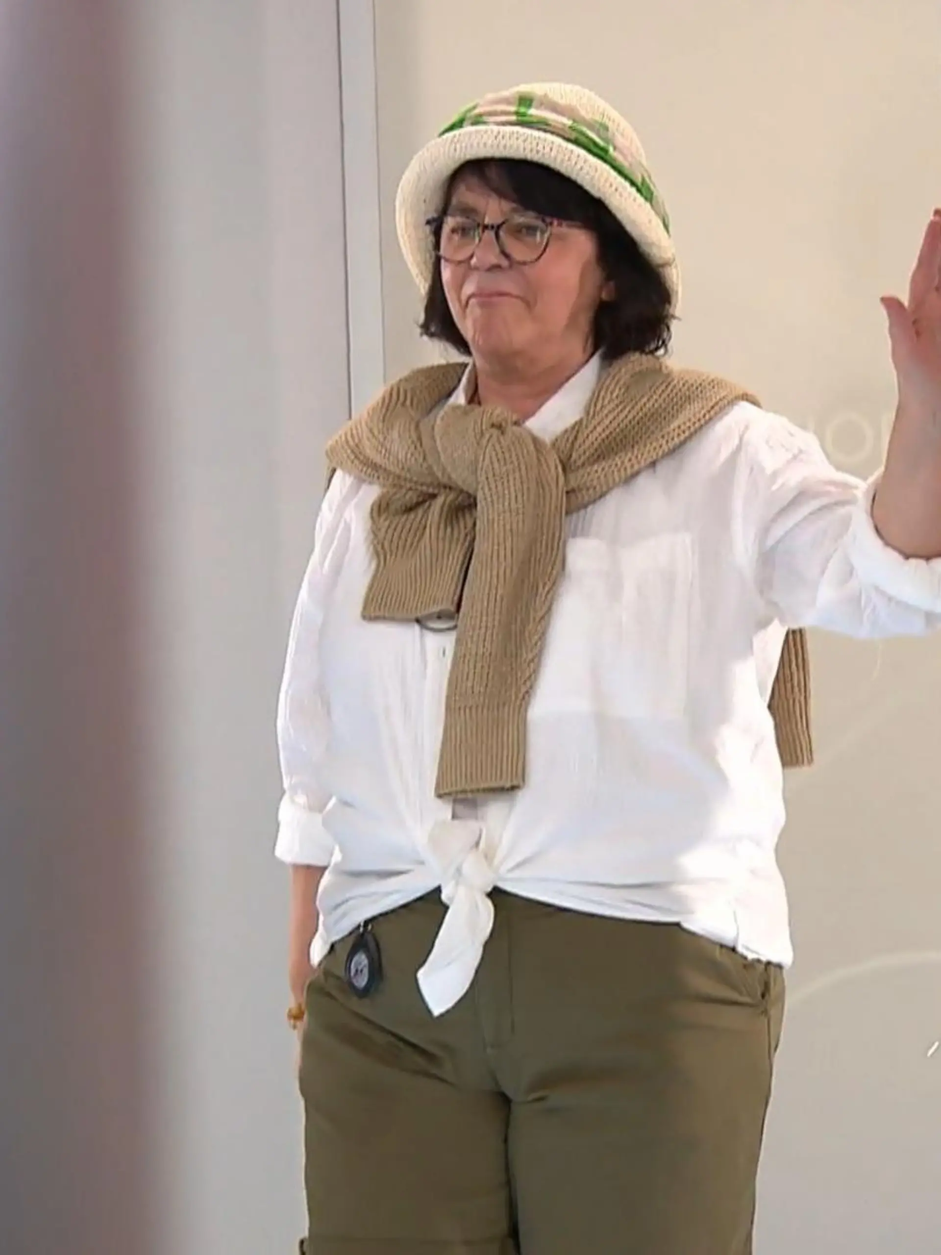 Bild zu: "Heike präsentiert ihren Look auf dem Laufsteg"