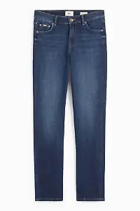 Straight Jeans