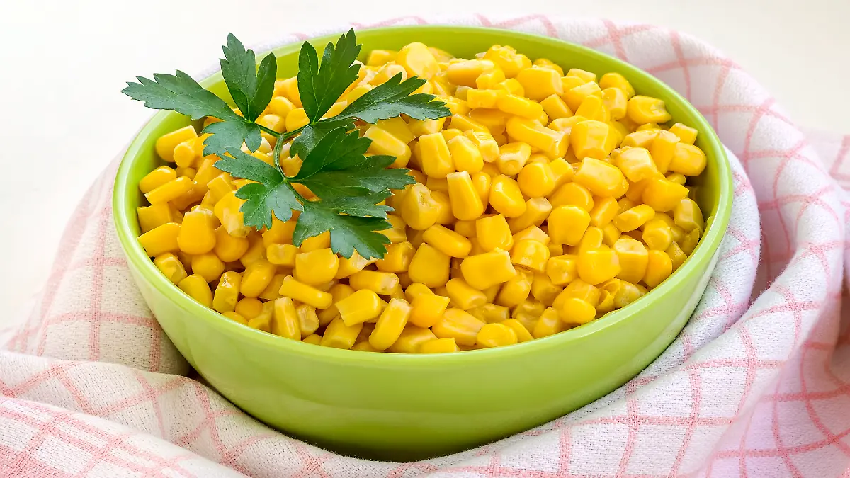 Mais in einer Schale