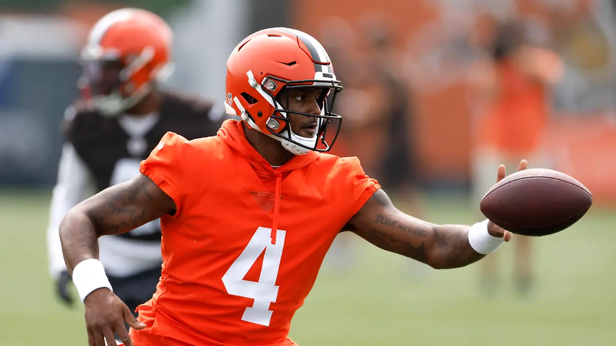 Cleveland Browns quarterback Deshaun Watson takes part in drills at the NFL football team's practice facility Tuesday, June 6, 2023, in Berea, Ohio. (AP Photo/Ron Schwane)