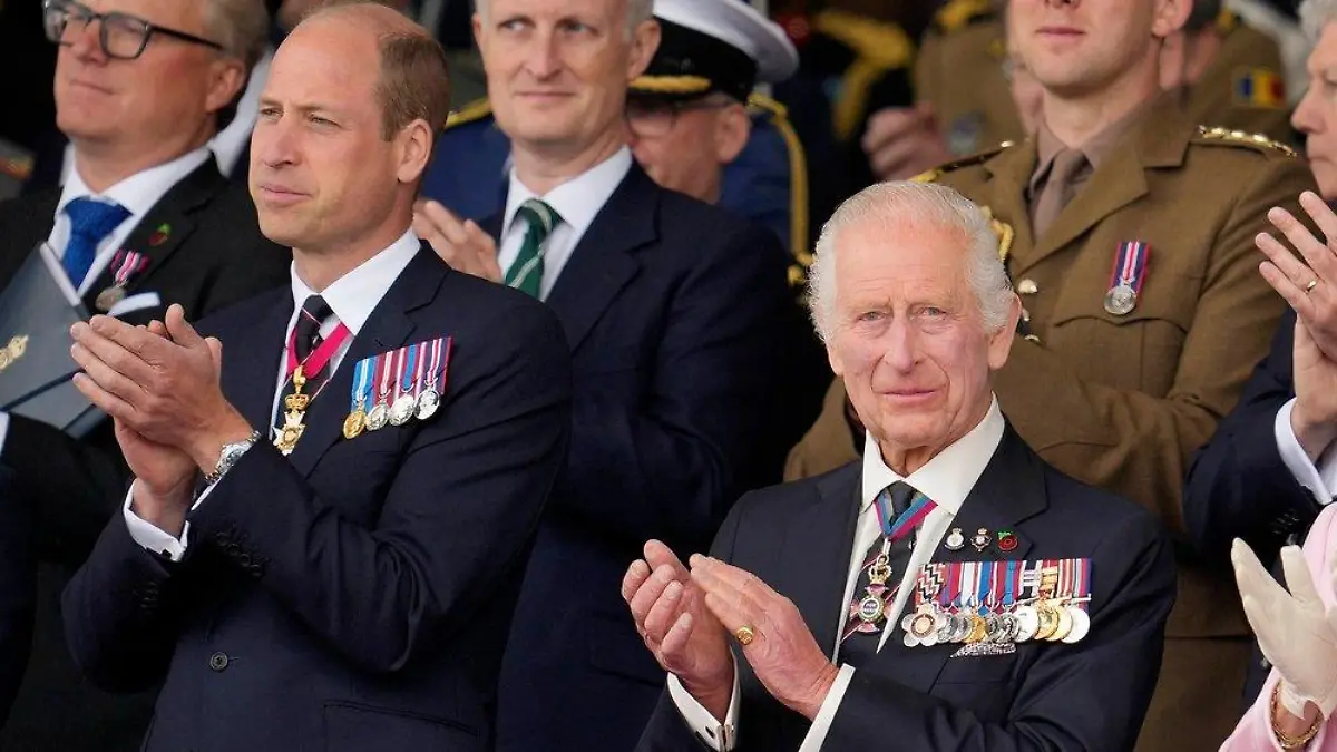 König Charles und Prinz William nach Englands EM-Erfolg in Feierlaune