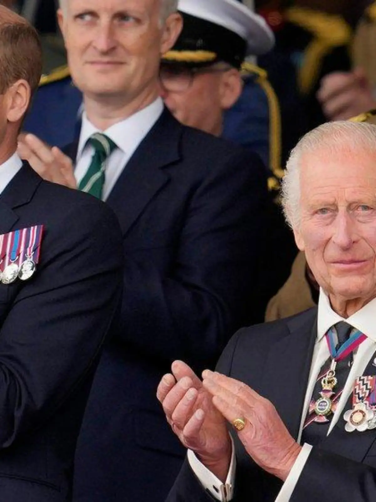 König Charles und Prinz William nach Englands EM-Erfolg in Feierlaune