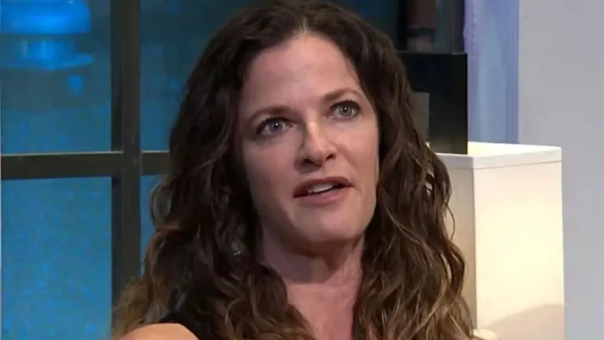 Andrea Elson alias Lynn Tanner