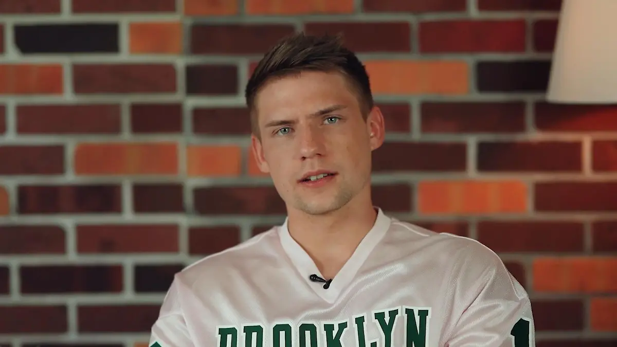 Lennart Borchert spielt bei GZSZ mit.