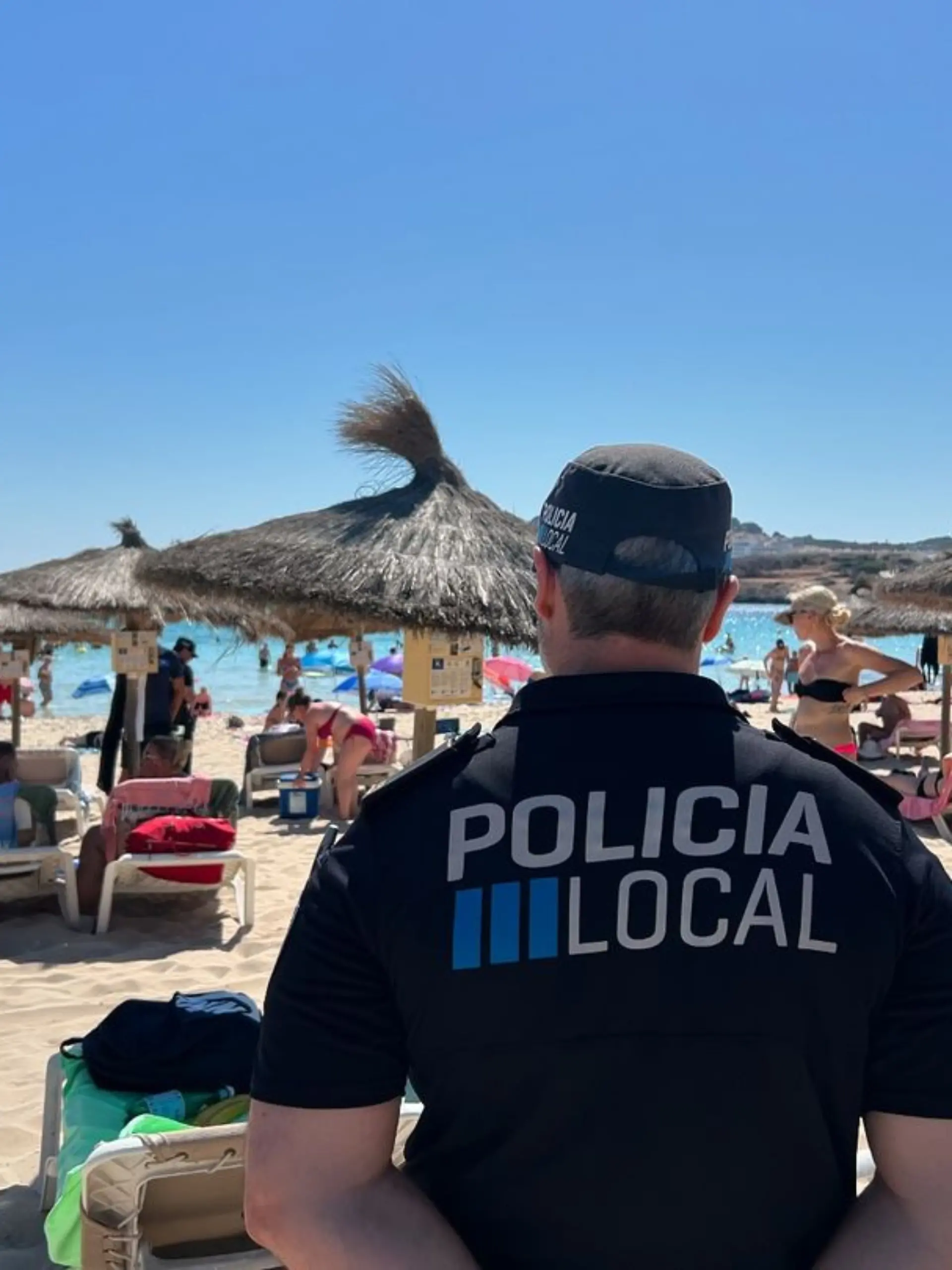 Bild zu: "Vorsicht, Polizeikontrolle! Wofür ihr jetzt an Mallorcas Stränden Strafe zahlt"