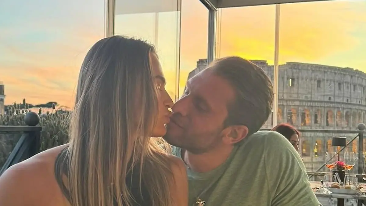 Tennis-Star Aryna Sabalenka macht ihre Liebe mit Georgios Frangulis offiziell.