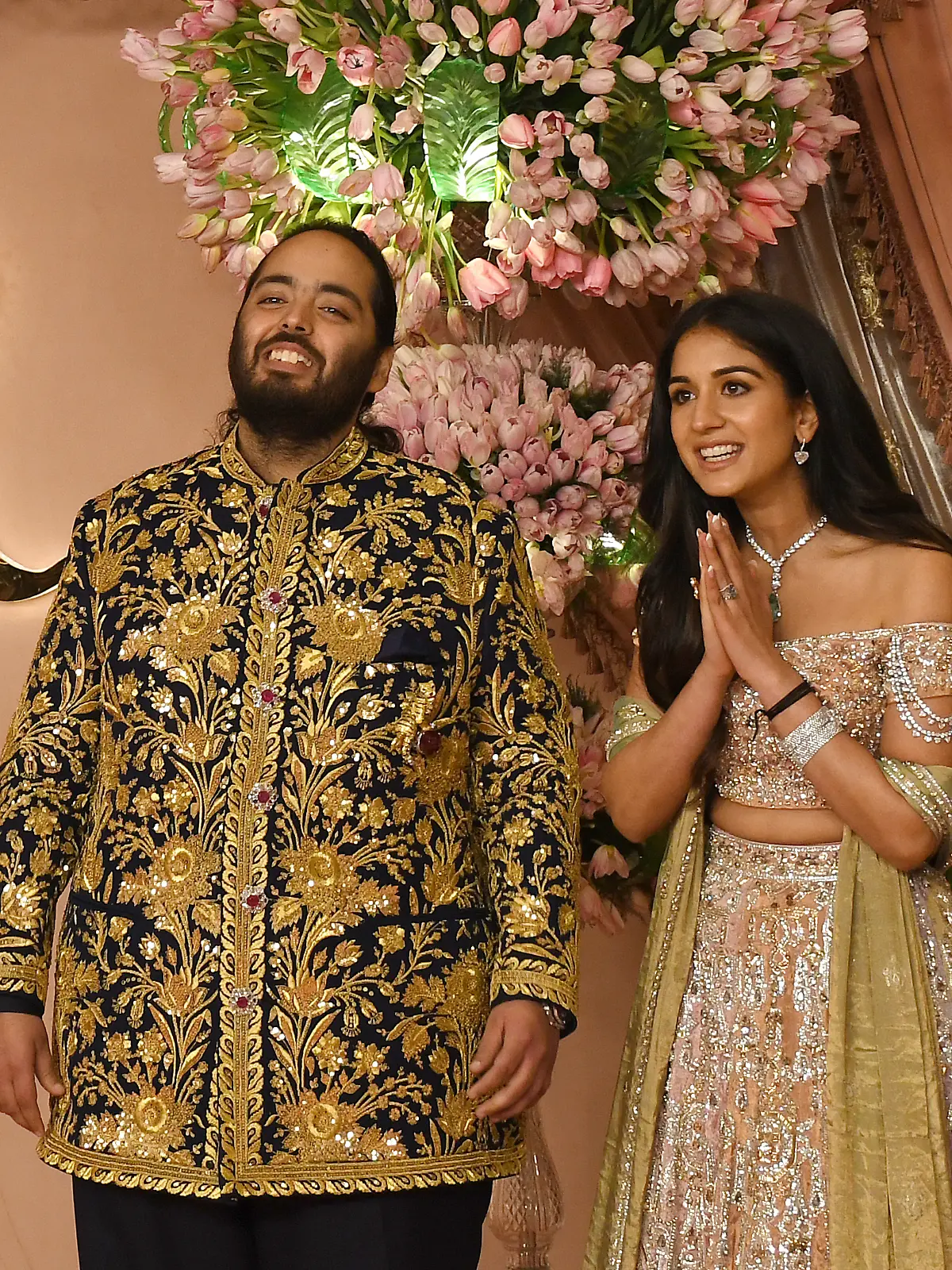 Bild zu: "SO dekadent feiert die milliardenschwere Ambani-Familie die Hochzeit ihres Sohnes"