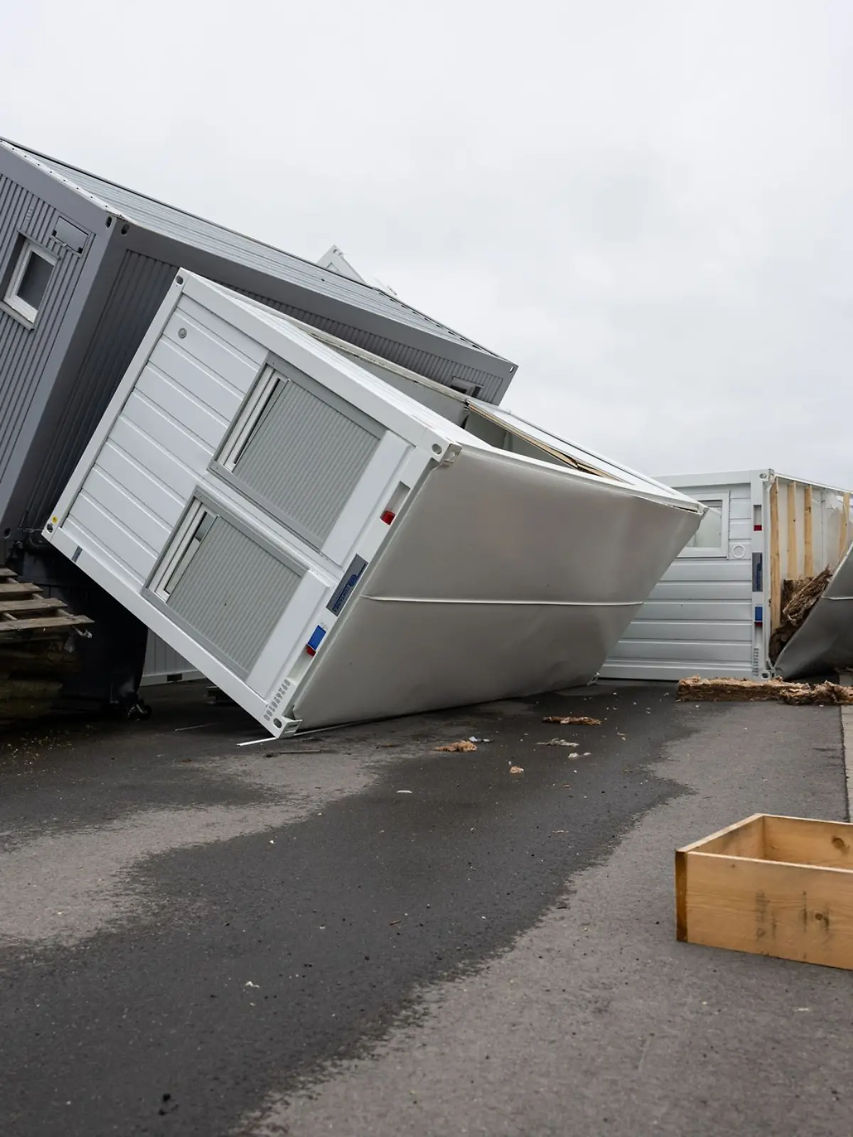 Bild zu: "Tornado hinterlässt Schneise der Verwüstung in Telgte"