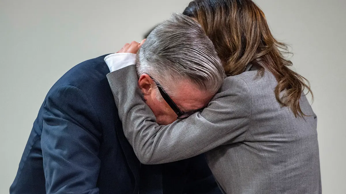 Hilaria Baldwin stand ihrem Ehemann Alec Baldwin zur Seite.