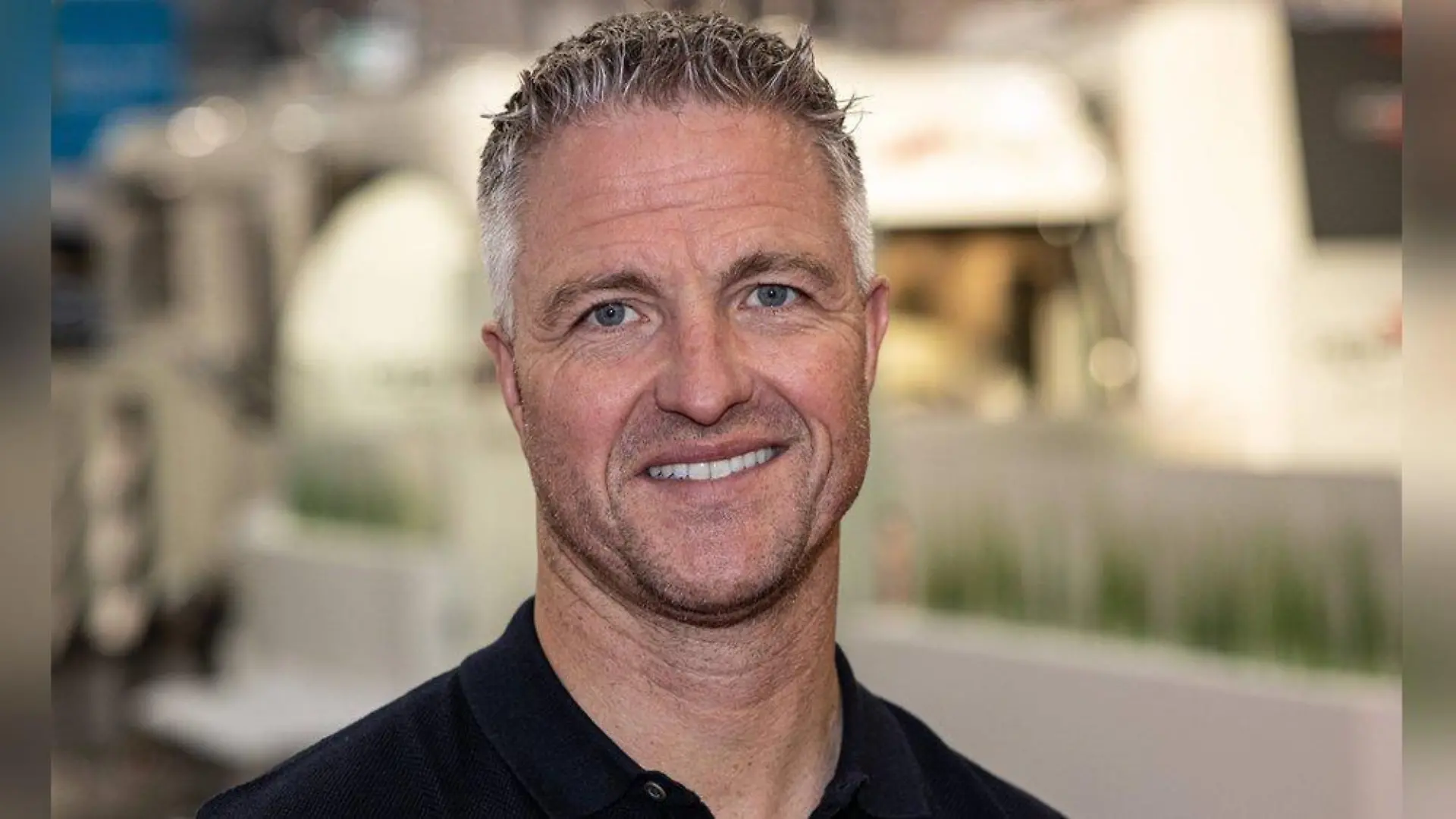 Ralf Schumacher zeigt sich zum ersten Mal mit seinem Partner