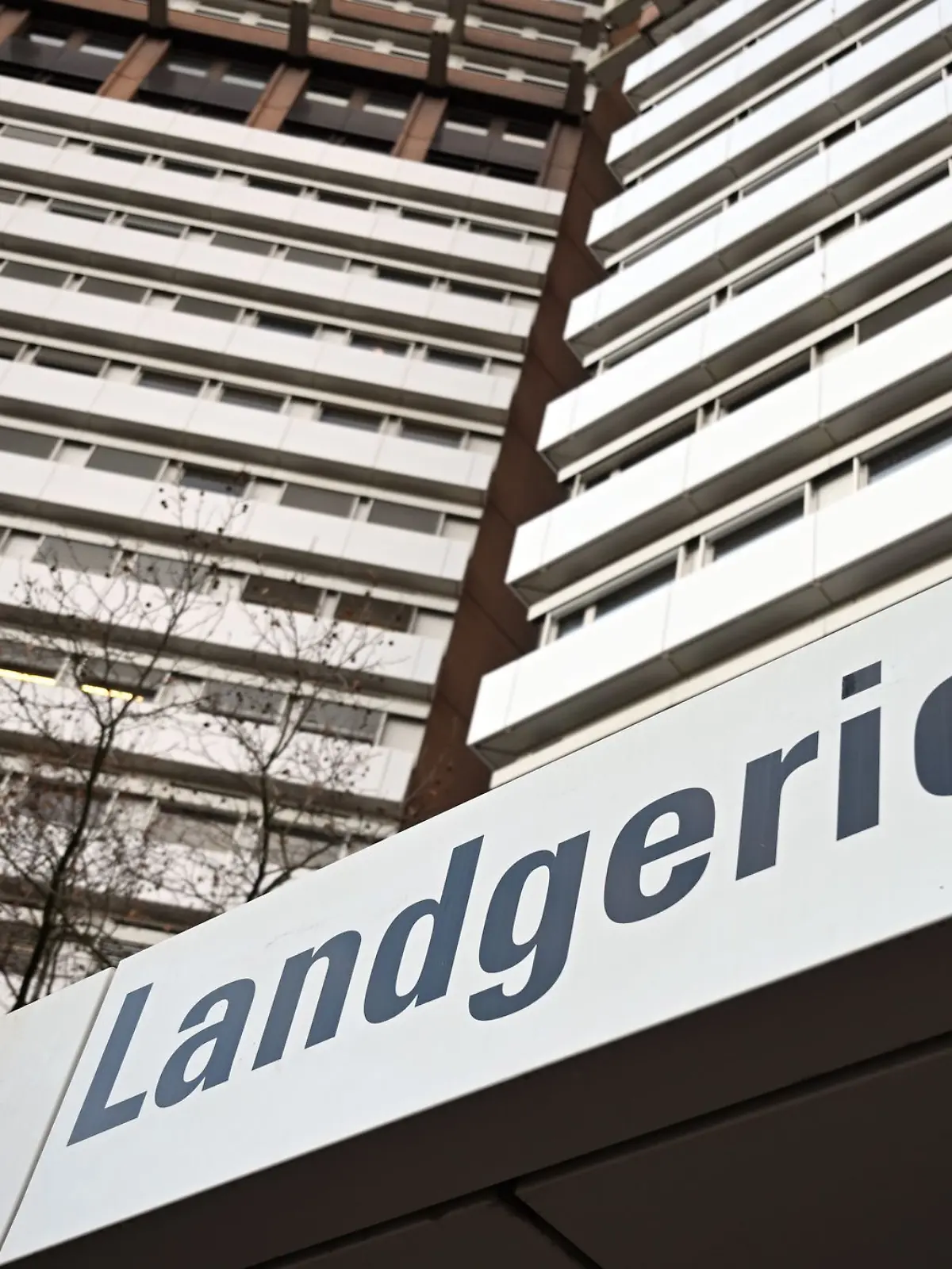 Bild zu: "Ex-Freund schwört Rache - dann macht er seine Drohung wahr"