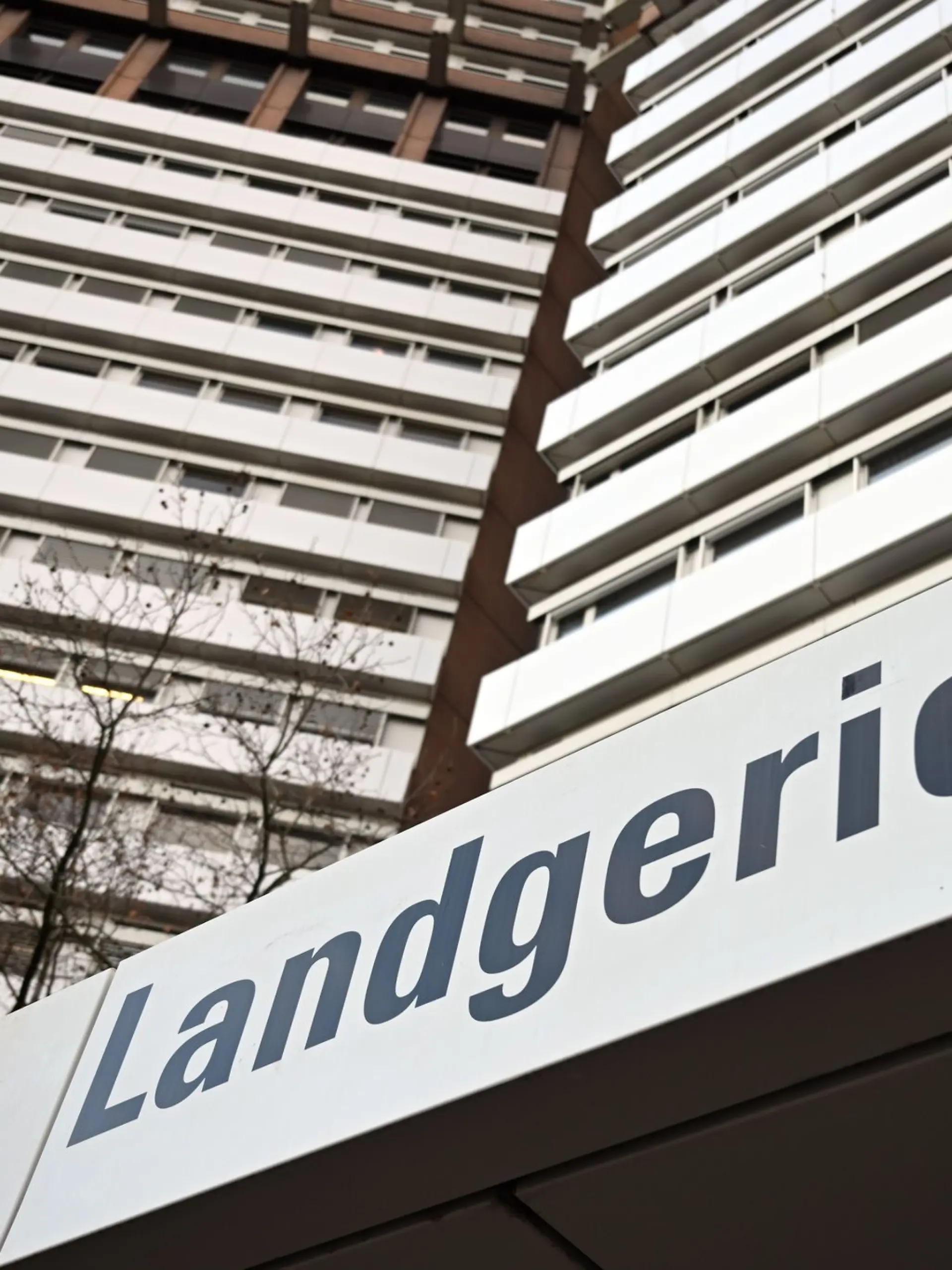 Bild zu: "Ex-Freund schwört Rache - dann macht er seine Drohung wahr"