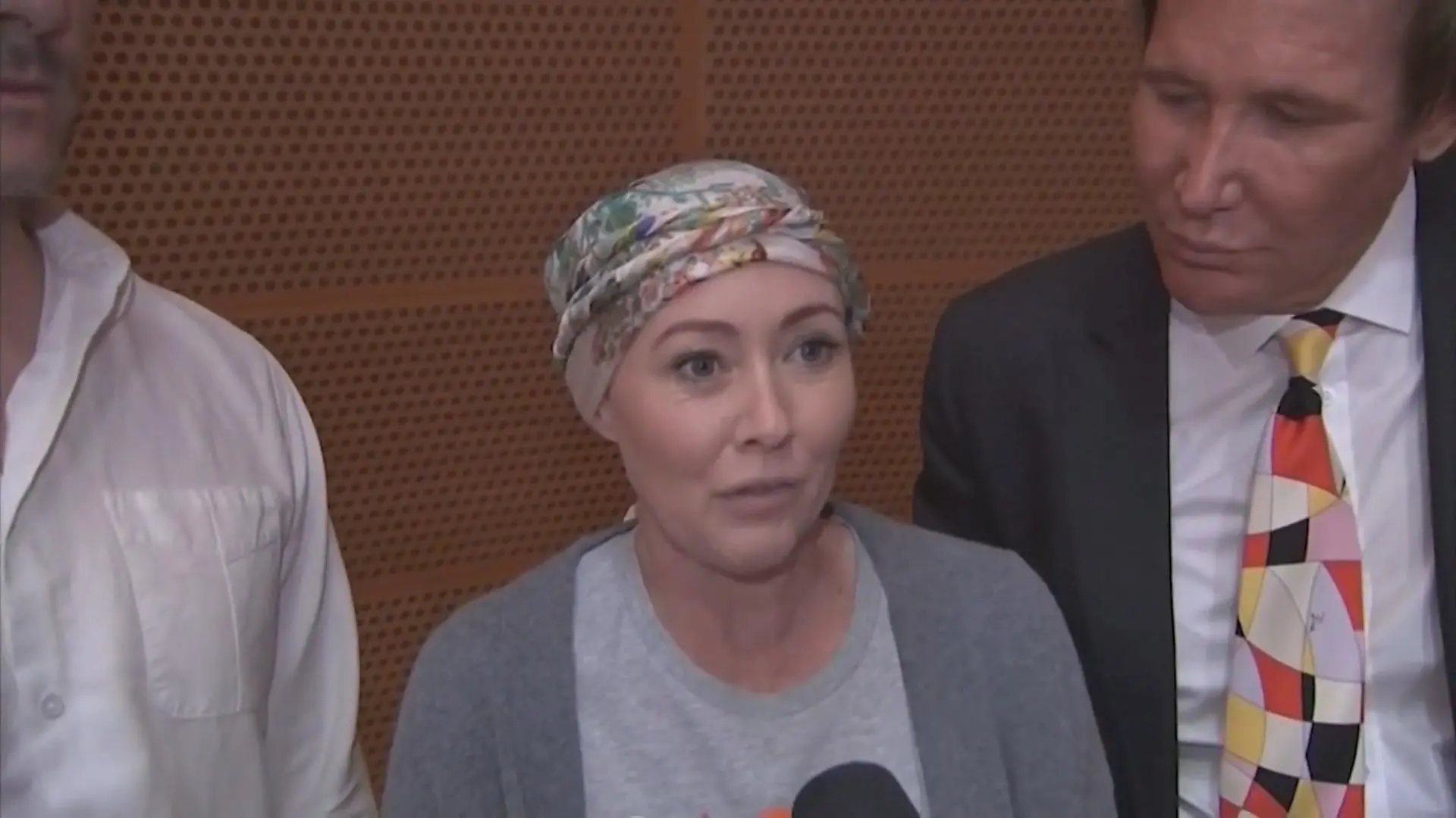 Shannen Doherty verliert den Kampf gegen den Krebs Sie stirbt mit nur 53 Jahren