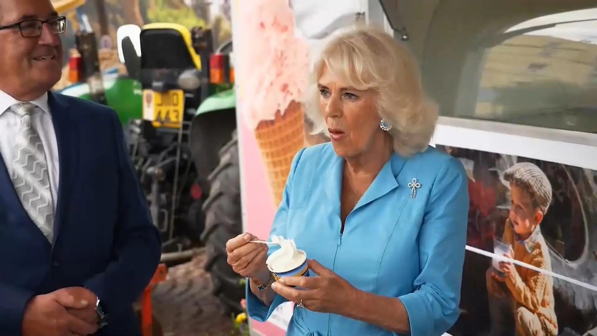 Plötzlich müssen Camilla und Charles evakuiert werden Gefahr für die britischen Royals?