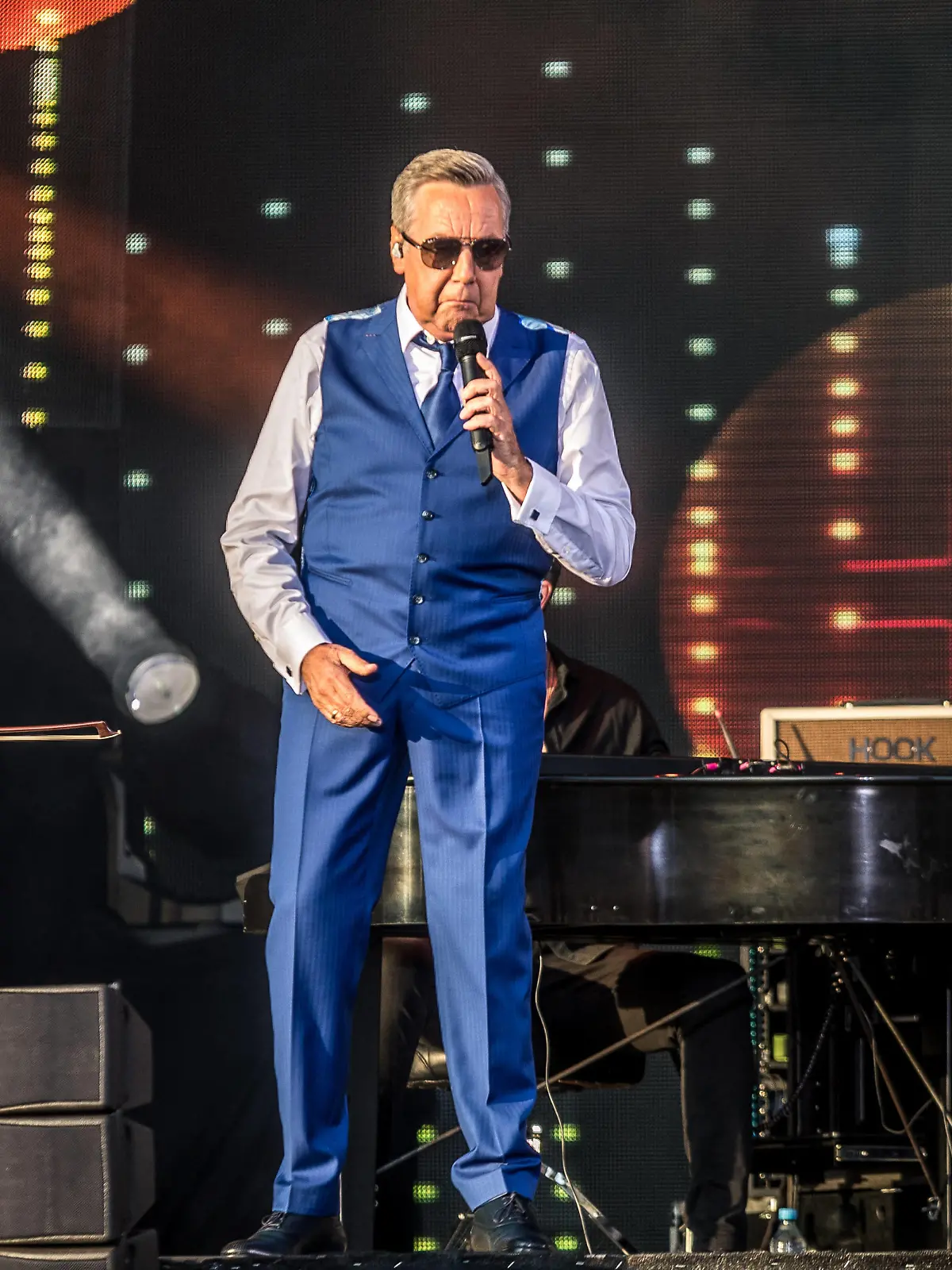 Der Schlager Sänger Roland Kaiser Ronald Keiler, 71 auf der Festwiese Leipzig. Roland Kaiser Leipzig *** The hit singer Roland Kaiser Ronald Keiler, 71 on the fairground Leipzig Roland Kaiser Leipzig