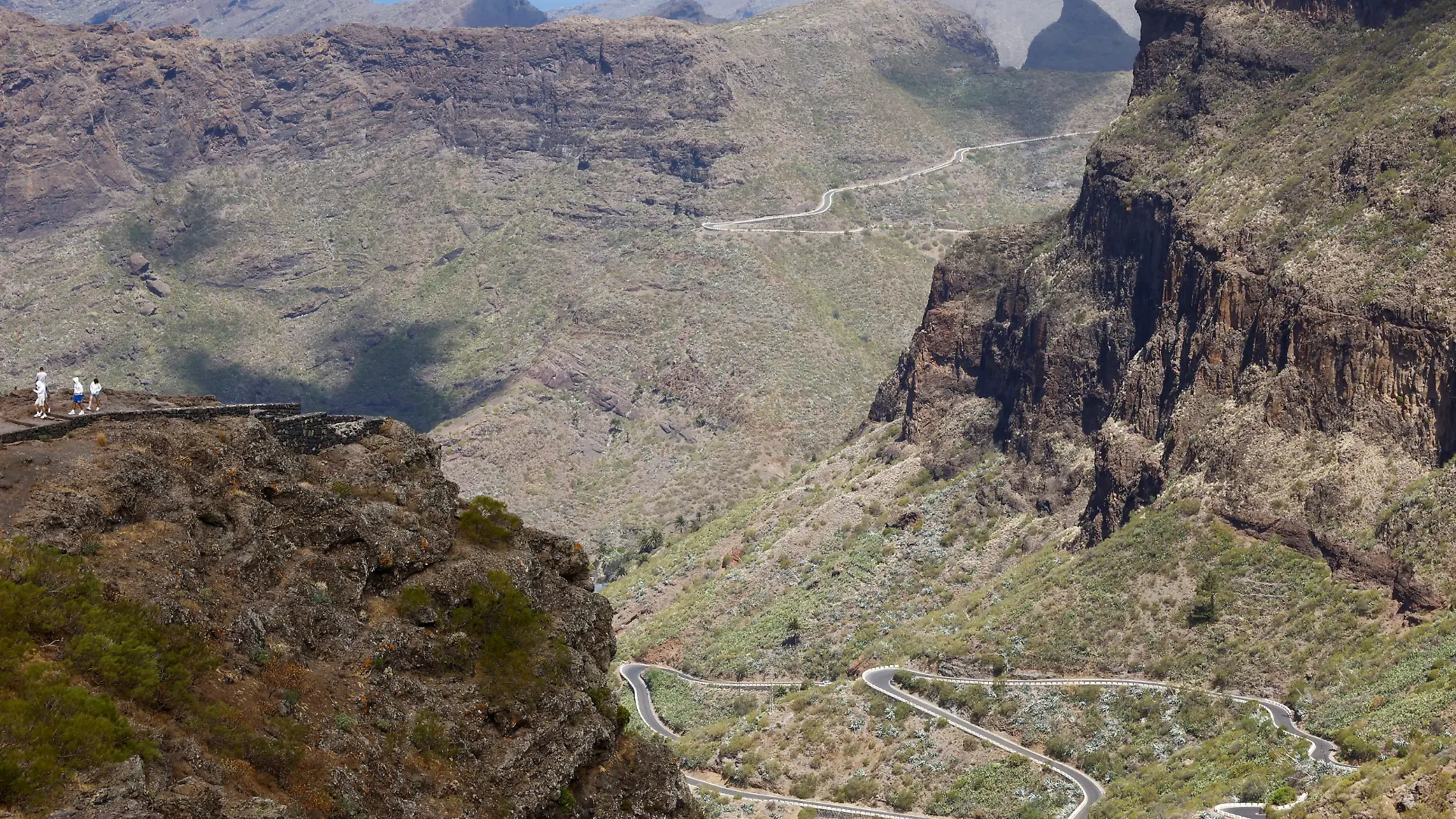 FILE PHOTO: General view of the Masca ravine where the search for the young British teenager Jay Slater is taking place, on the island of Tenerife, Spain, June 27, 2024. REUTERS/Borja Suarez/File Photo