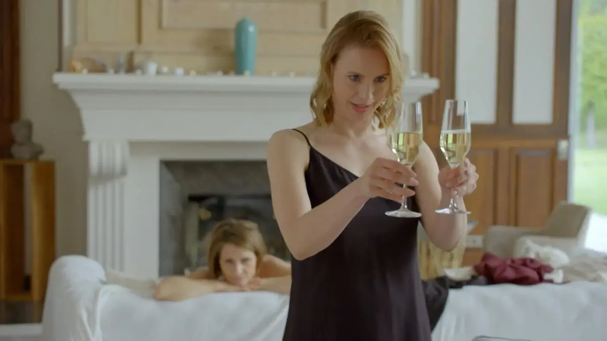 GZSZ-Folge 8069 vom 18. Juli 2024 auf RTL+ : Zoe hat einen ausgeklügelten Plan